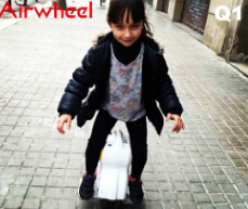 Do you want to be a cute person with this cute Airwheel Q1?